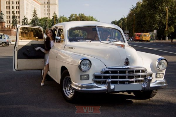 ZIM-GAZ12-12-1953-Minsk